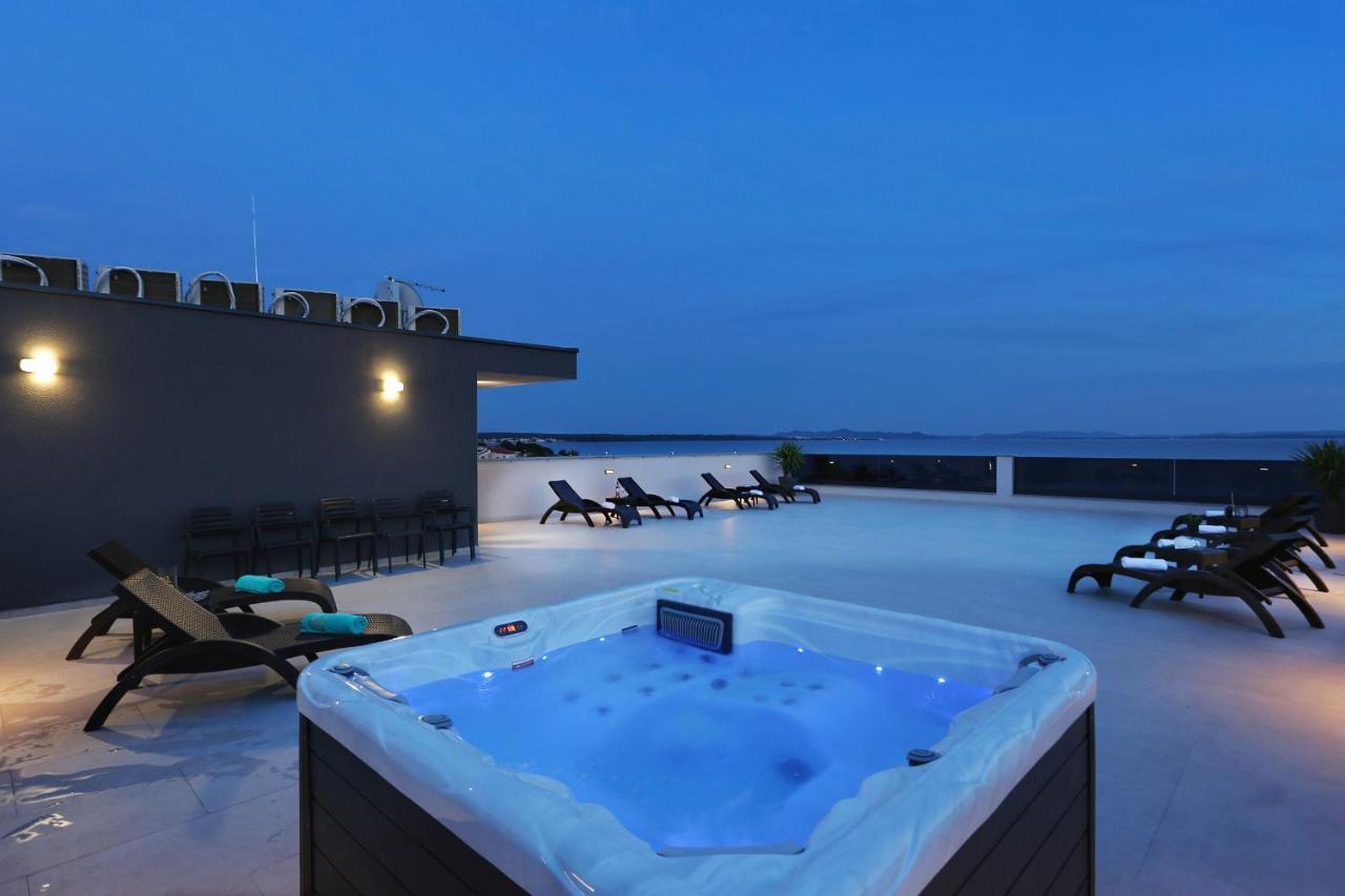Apartments Bonaca With Jacuzzi Privlaka  Extérieur photo